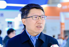 н̆飺(sh)(yn) + ǻۡ ƽ̌W(xu)ʹc(din)  AI+XR (yng)