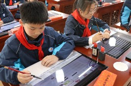 AıǻەvQ匍С Rƽ־ٛ